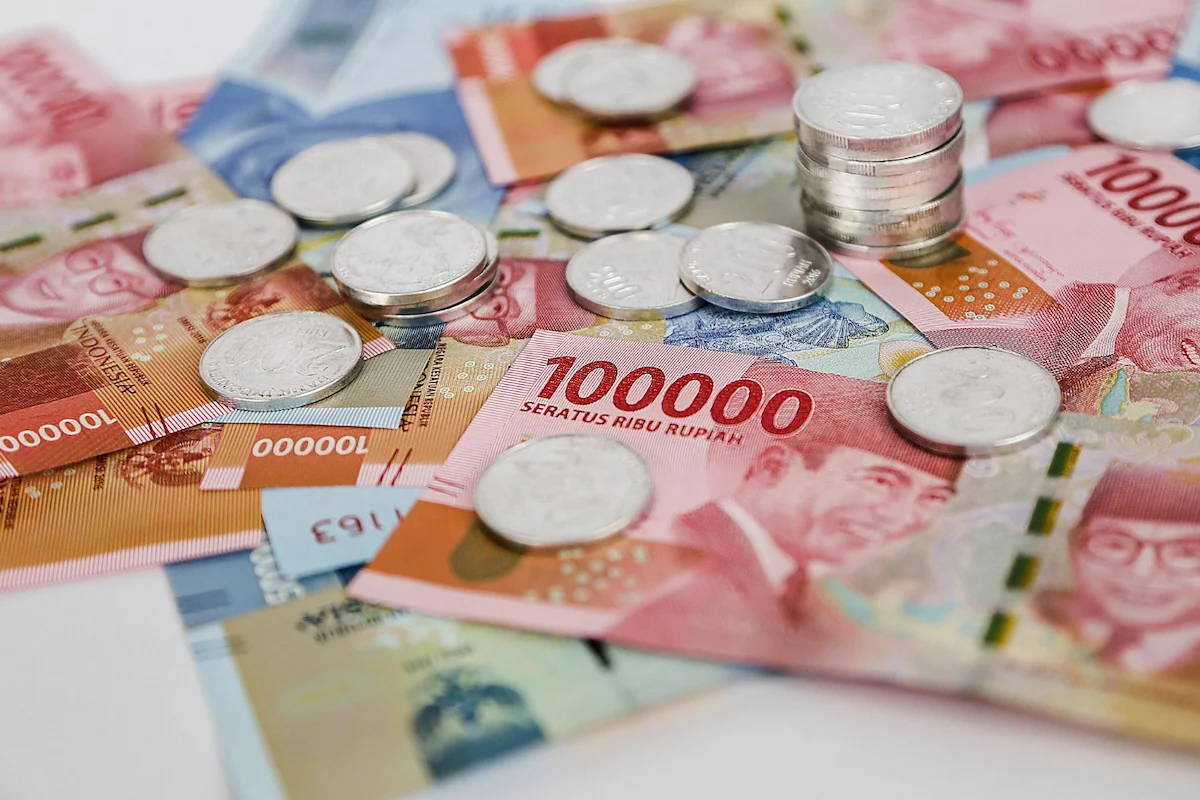Menjelang Akhir Tahun, Rupiah Menguat Terbatas