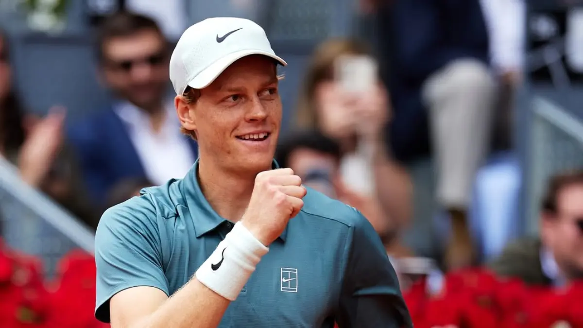 Italian Open: Sinner Incar Golden Masters, Djokovic Bangkit