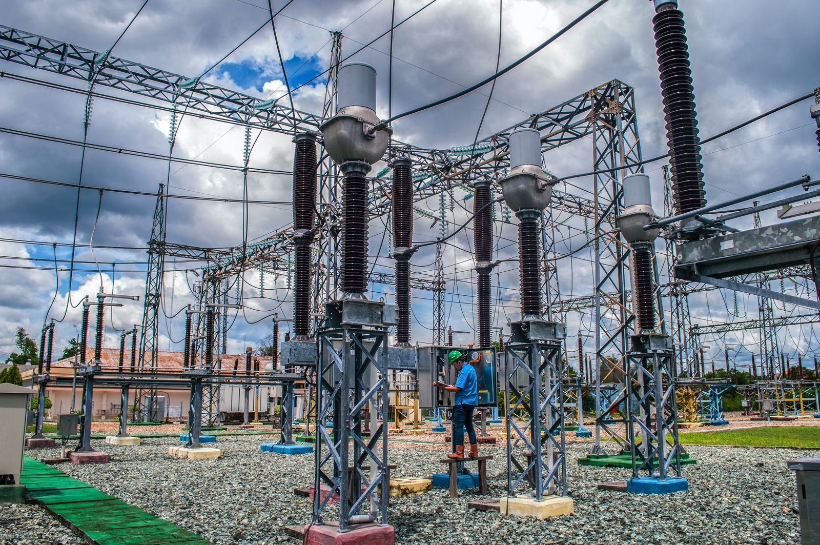 Pendapatan PLN Capai Rp582,68 Triliun pada 2025