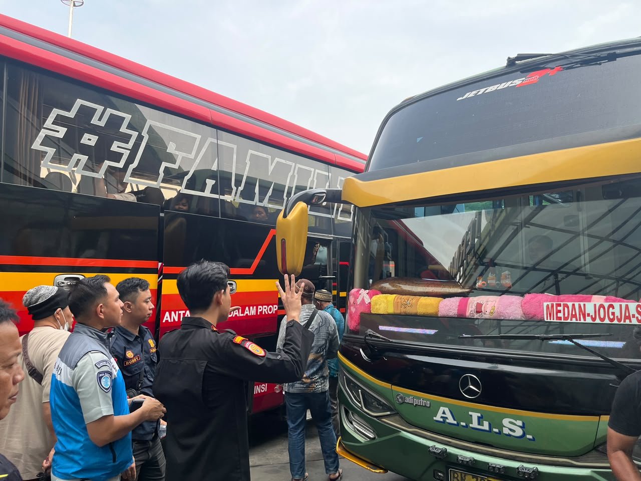 Perkuat Keselamatan Angkutan Umum, Jasa Raharja Bersama Dishub dan BPTD Gelar Ramp Check